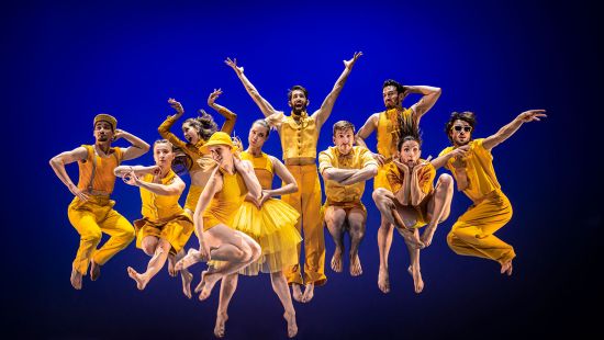 Szilveszteri Forgatag a Duda Éva Társulattal